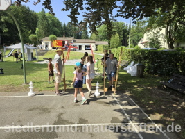 Stelzenlauf Stelzenlauf